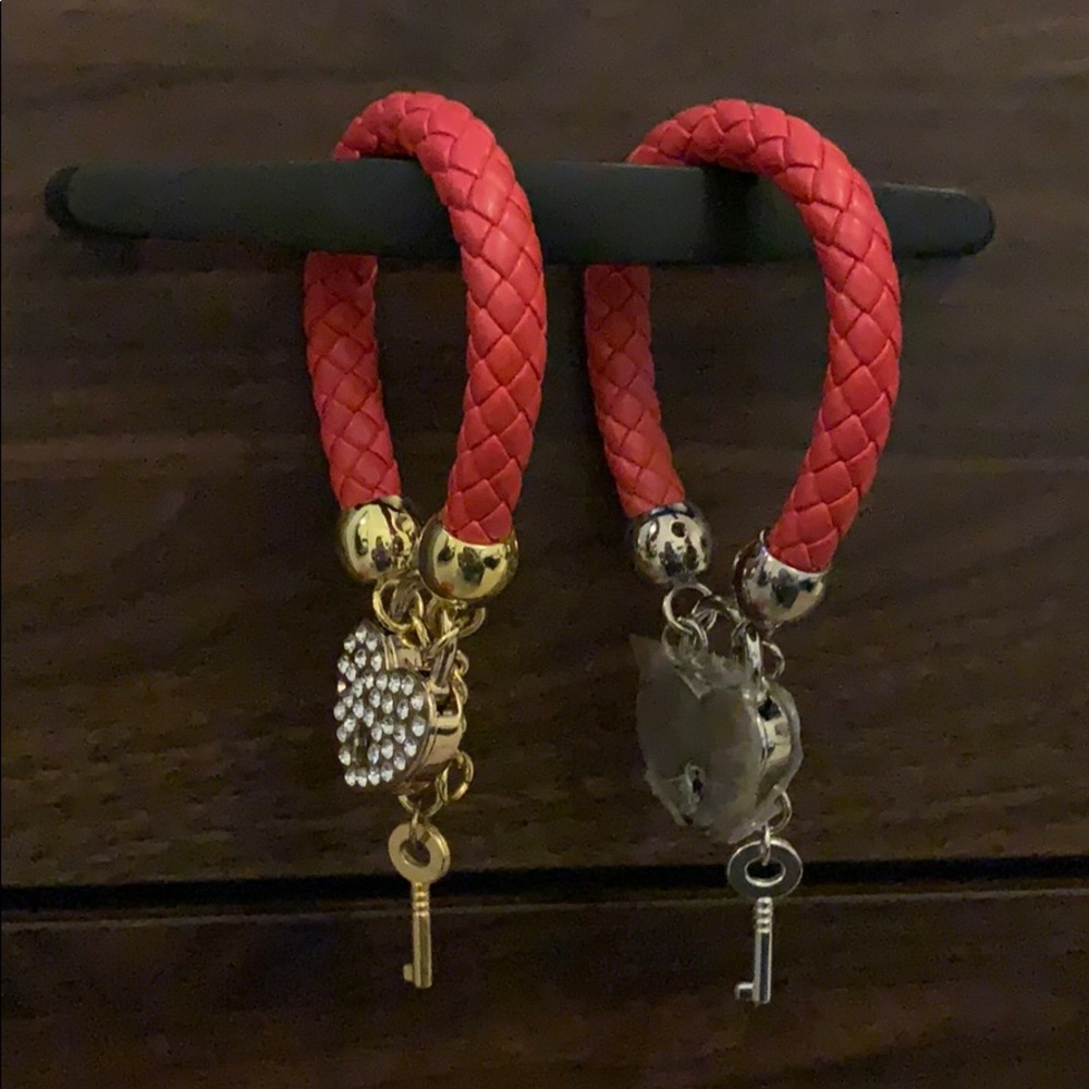 Red Fux Leather Bracelet with heart and a key lock